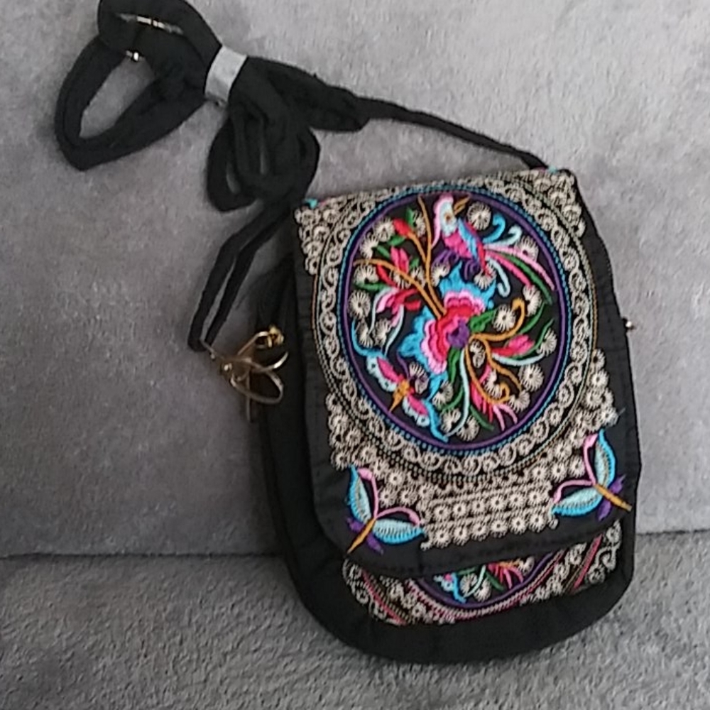 Small crossbody